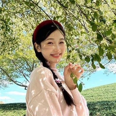 在巨人中间